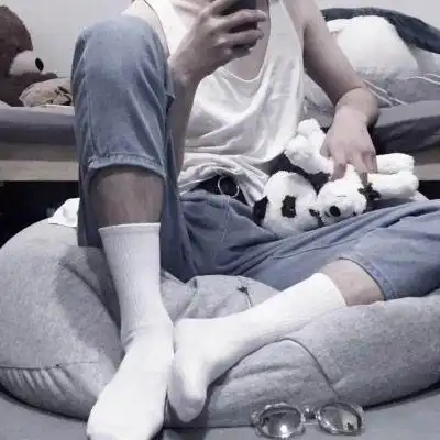 2022q友乐园男生头像腿控下半身 男生腿部头像高清图片