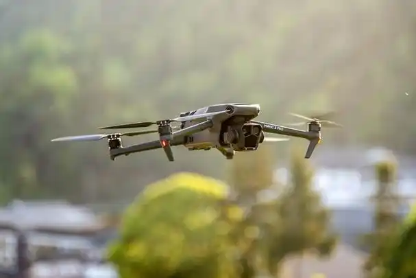 三摄系统4/3画幅哈苏相机旗舰无人机 大疆mavic 3 pro值得买吗