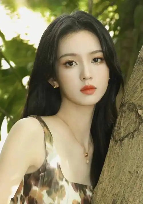 女星周也写真集:冰清玉洁,白璧无瑕