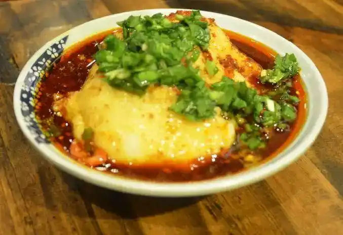 开放时间:全天 门票价格:30元 建议游玩时间:4小时特色小吃:洋芋搅团