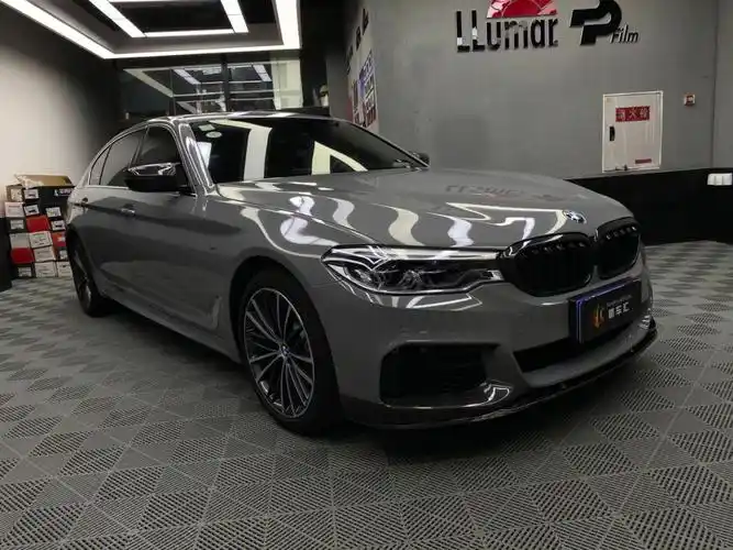 宝马5系改色纳多灰