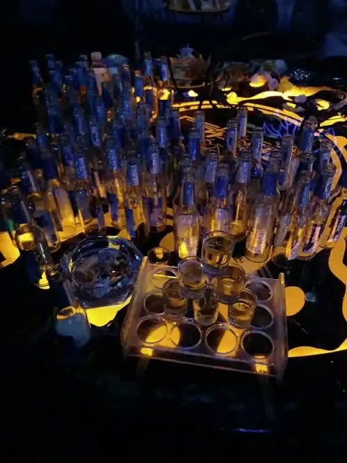 缤纷年华量贩式ktv烧烤