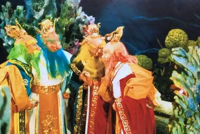 西游记龙族地位有多低?四海龙王真的只是个下雨的小毛虫