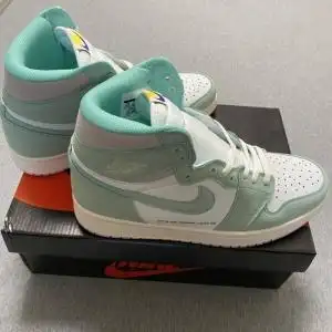 全新耐克nike aj蒂芙尼绿头层皮绿麂皮橡胶防滑鞋底时尚百