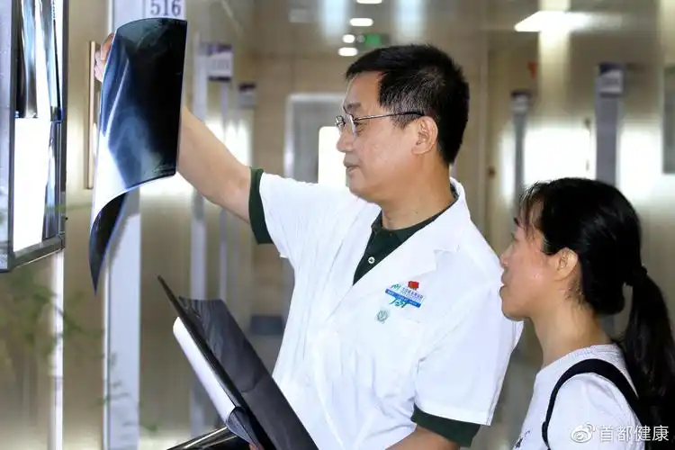 初心使命|"中国好医生"吴新宝:倾情奉献患者 抒写无悔人生