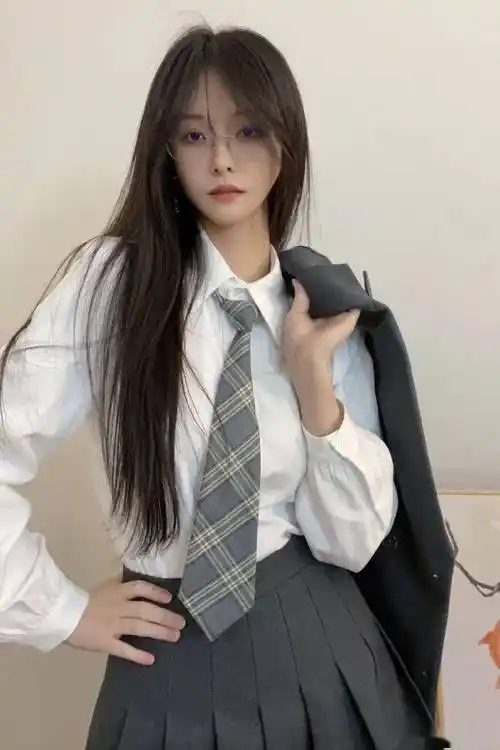 阿冷锐评斗鱼无lpl版权不是你弹幕文化好别人就会给你的