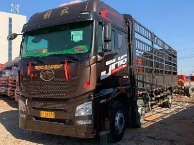 青岛解放 解放jh6 重型载货车 6x2 9.5米 载货车 7.