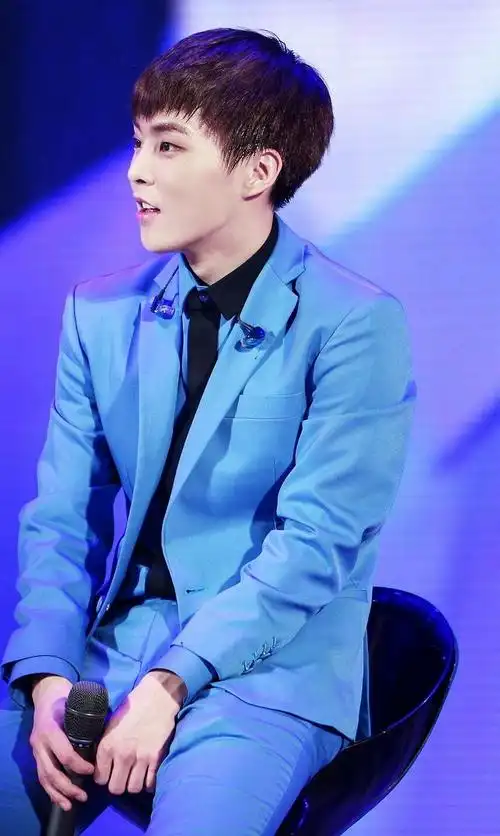 exo xiumin 秀敏
