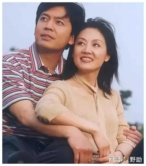 王姬:儿子智障,自己被骗,却让女儿上交10年工资,如今还好吗