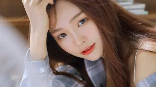 高颜值居家小姐姐桌面壁纸-美女壁纸-556资源网