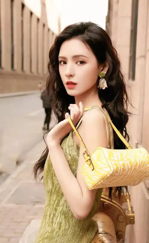 原创张予曦走红哪有那么简单想要脱颖而出就是要懂得借力懂了么