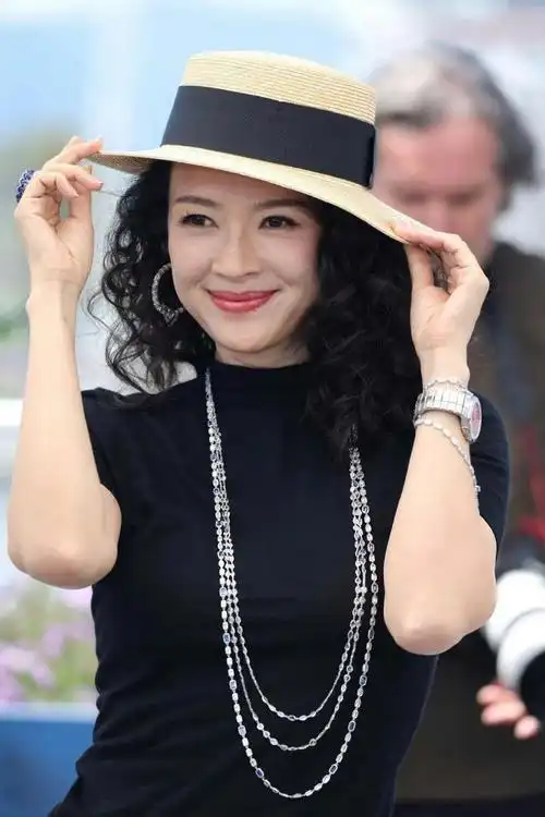 章子怡年轻时有多美?看了旧照,终于明白张艺谋为什么要捧她了!