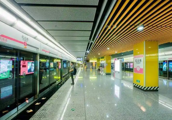 原创我国最深的地铁站进站深度94米出站大约需要十几分钟