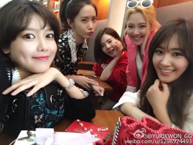 少女时代 崔秀英林允儿李顺圭金孝渊权侑莉