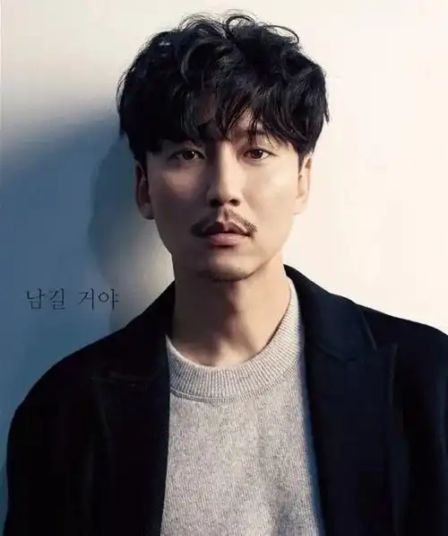 秋冬男发型推荐3款秋冬男生潮流发型