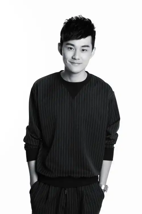 马睿,关爱八卦成长协会会长老公,帅!帅!帅!有钱!有钱!有钱!