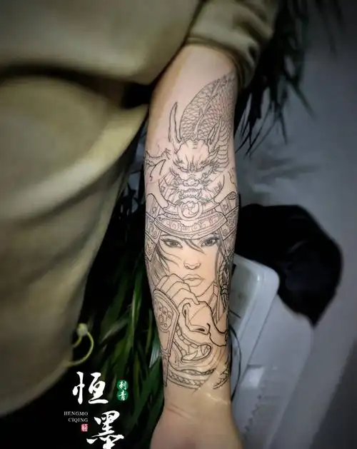 女武士纹身图片手臂新传统纹身图案