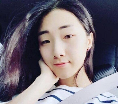 创造101小姐姐素颜大曝光!强东玥反差太大有点男人(图)