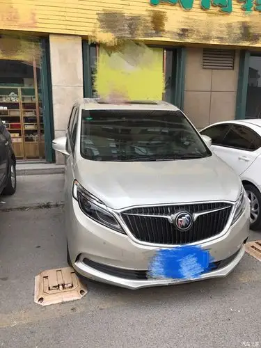 【图】提了gl828t旗舰型金色_别克gl8论坛_汽车之家论坛