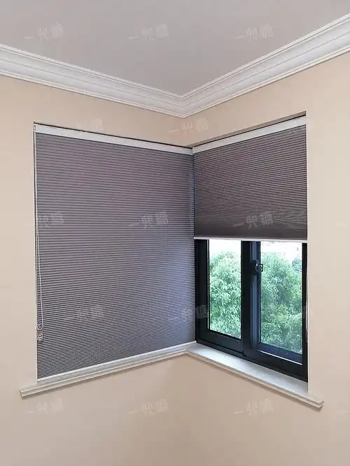 9%遮光率的蜂巢帘