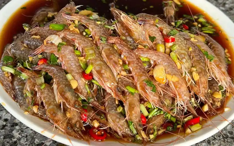 潮汕生腌虾的做法,肉质鲜香嫩滑,口感q弹,一点腥味也没有