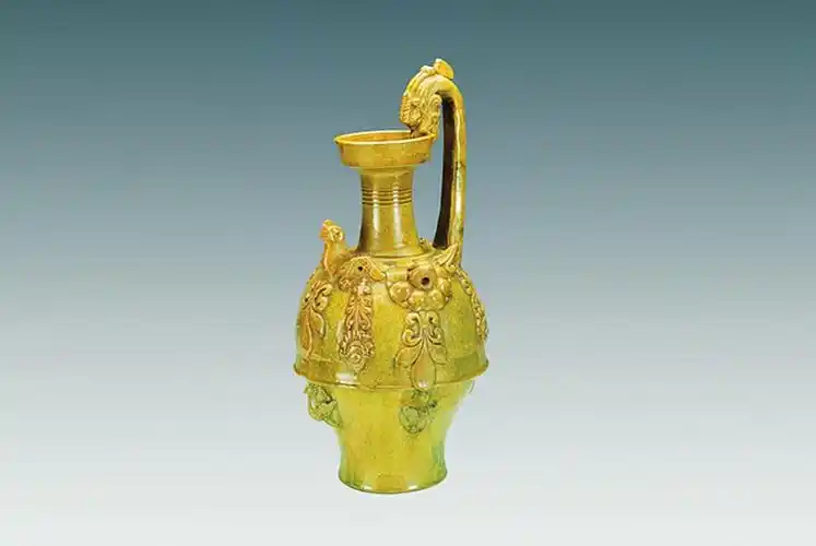 青釉龙柄鸡首壶(北齐)