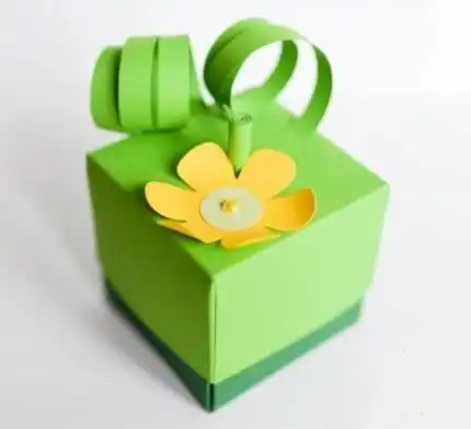 送给朋友的生日礼物手工制作简单_生日礼物盒儿童手工制作方法_生日