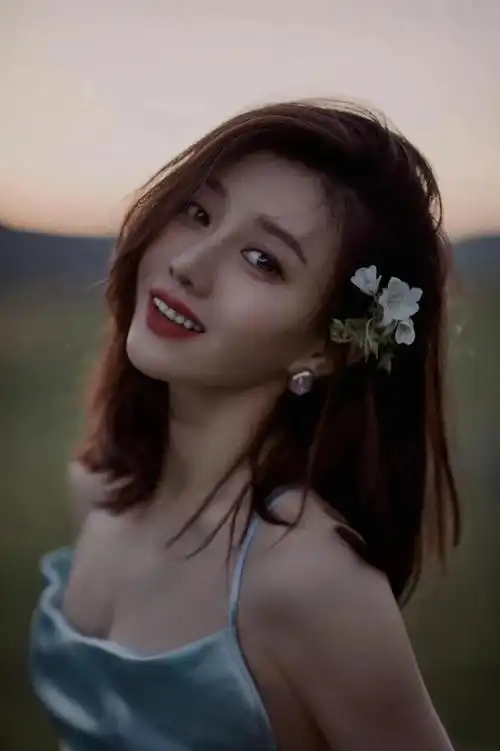 侯梦瑶个人简历