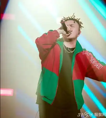 中国有嘻哈第10期艾福杰尼外套什么牌子?