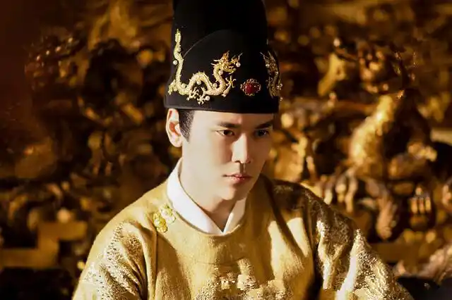 《成化十四年》的大太监汪直,贵人是万贵妃,伯乐是明宣宗