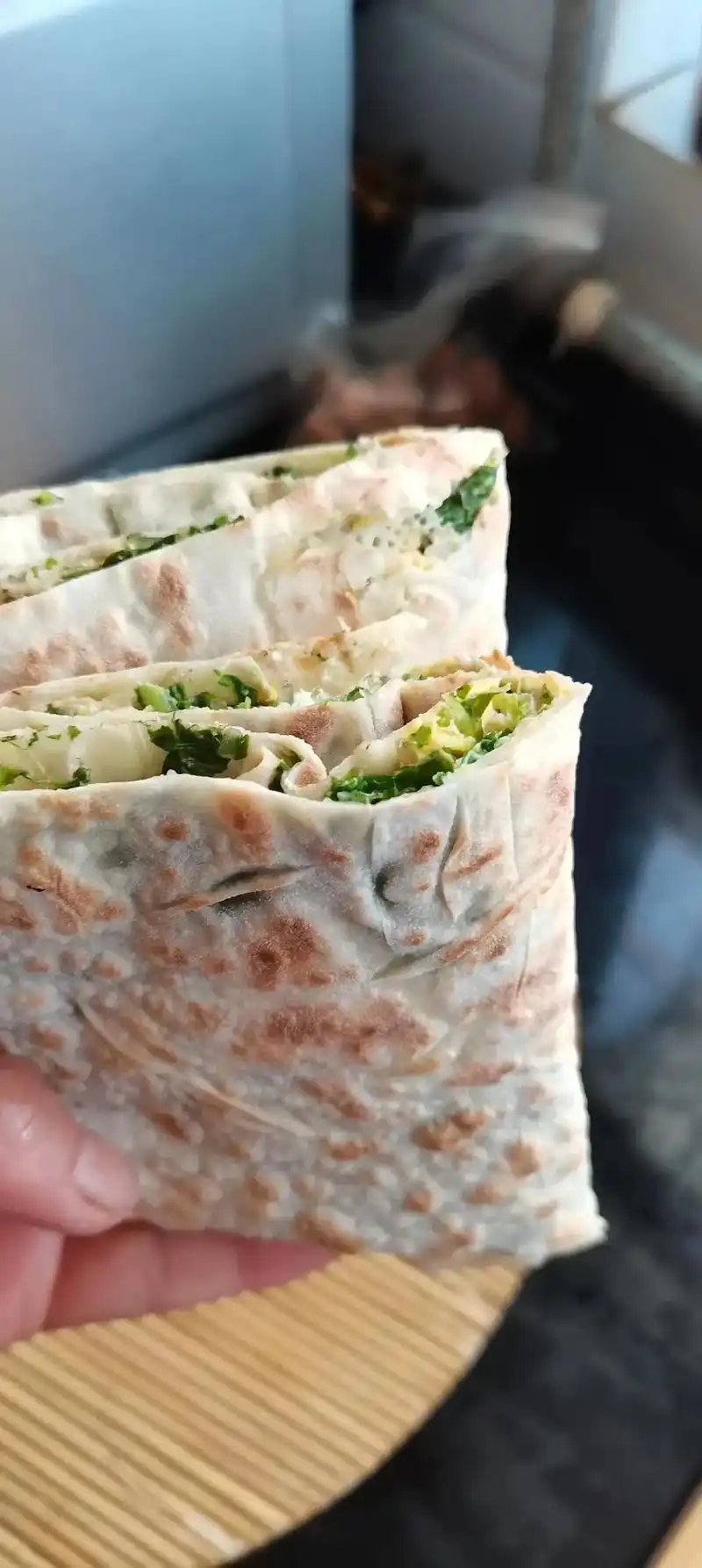 我们河南的特色美食菜馍,秋天正是吃菠菜的季节,喜欢的朋友可以 - 抖