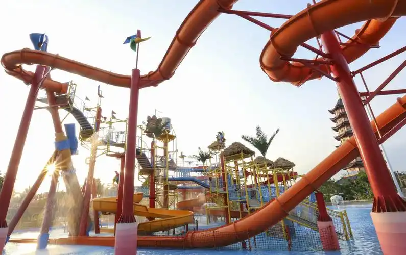 现在想起来还心有余悸,但是很好玩,如果你有男朋友