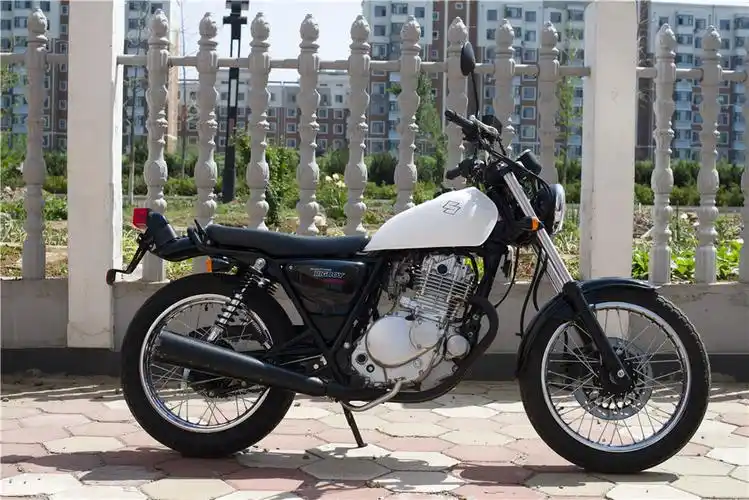 出售03铃木草上飞250板正没毛病欢迎来秒杀葫芦岛市