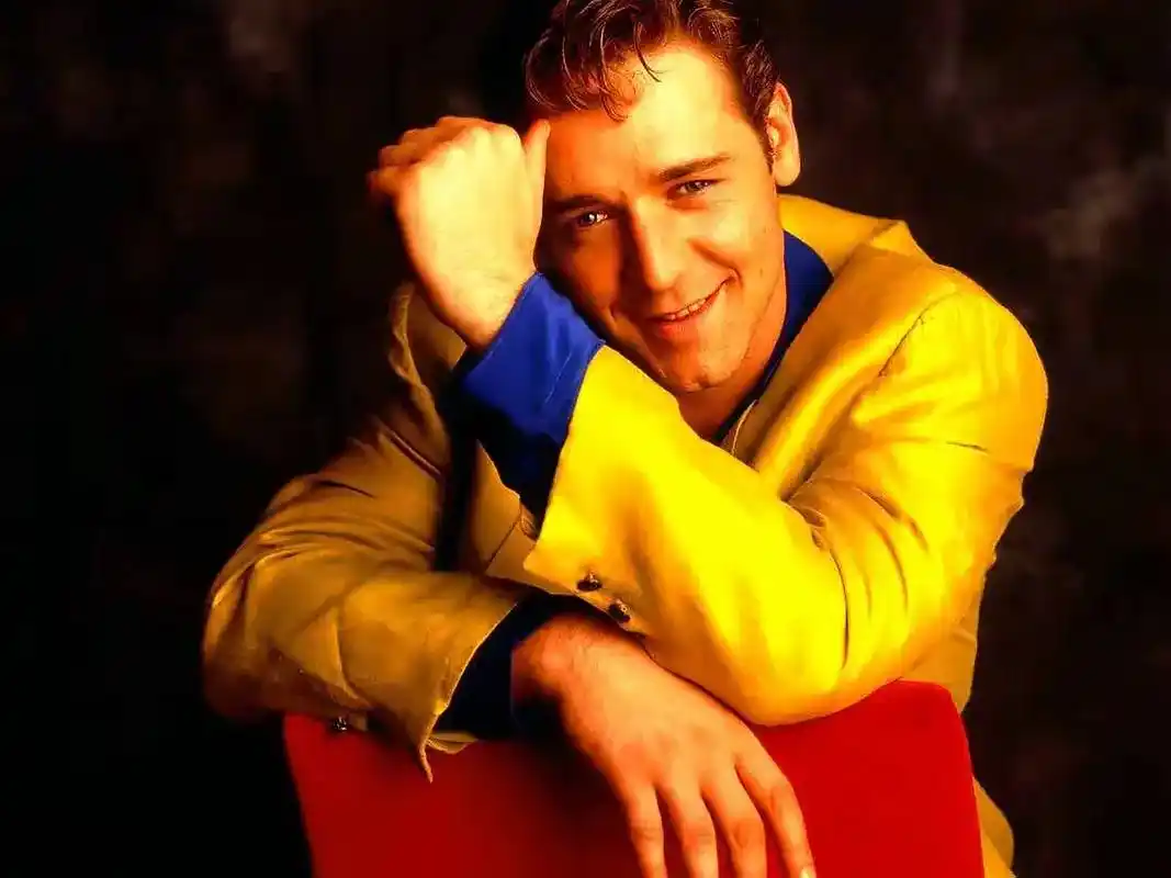 无处安放的魅力 #罗素克劳 - 抖音