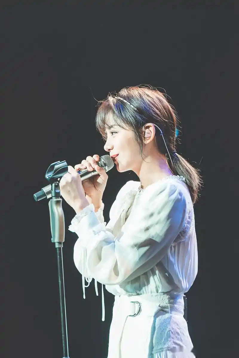 金玟岐真的是个才女,这么好的祝福,张杰和谢娜一定可以感受到心意!