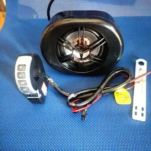 势凡新款摩托车音响带蓝牙电动车车载音箱低音炮防水跑车改装12v音响