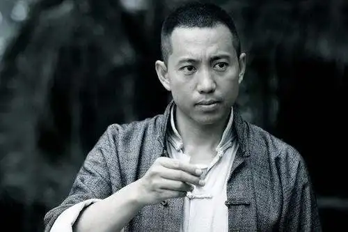 少妇一语泄密,他做出一个大胆的决定