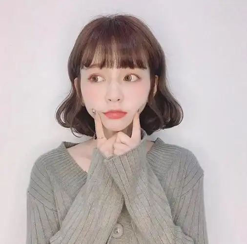 盘点最美的八款刘海发型,你绝对喜欢其中一款!_腾讯新闻