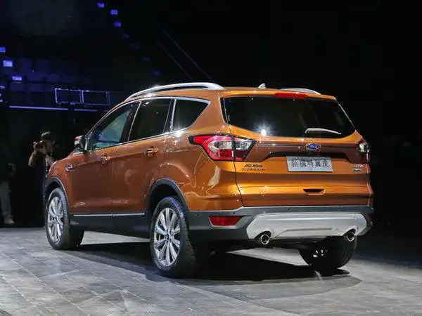 全新福特翼虎直降10万动情时刻底价抛售