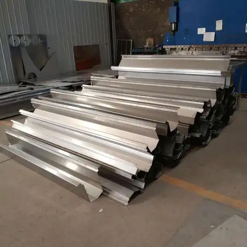 304不锈钢天沟 不锈钢水槽 屋顶排水镀锌天沟 泓信厂家直供图片