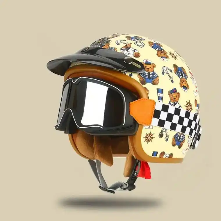 穿上这个头盔,我就是小哈雷骑士啦!超可爱的卡通造型,保暖又安 - 抖音