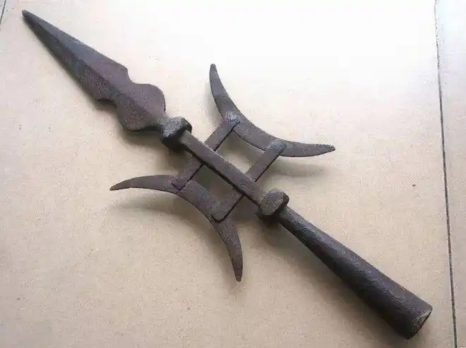 古代名将钟爱位列冷兵器第4位戟在古中国和古欧洲有何不同