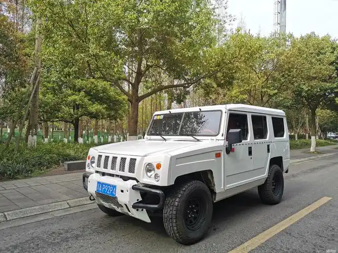 北汽制造 勇士 2018款 勇士 2.0t 五门四驱汽油版