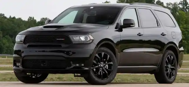 道奇杜兰戈gt获得了一个srt风格的脸和引擎盖