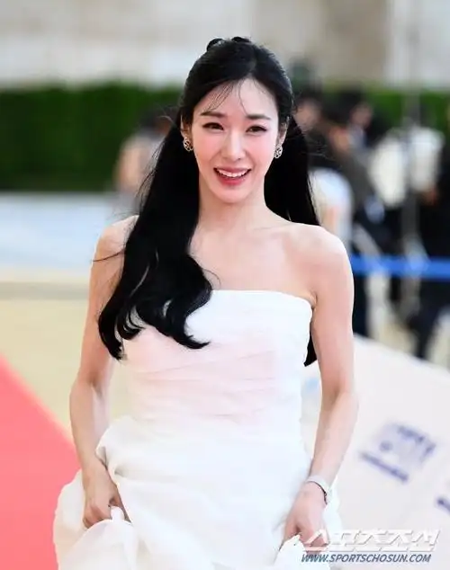 少女时代超话snsd黄美英tiffany超话  240719 tiffany青龙系列大赏