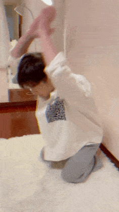 【特辑gif】全网爆火的过年技能训练,让网红们玩坏了!