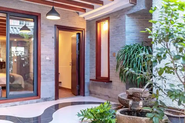 大理古城,丽江,西双版纳多地区独立小院,三居两.