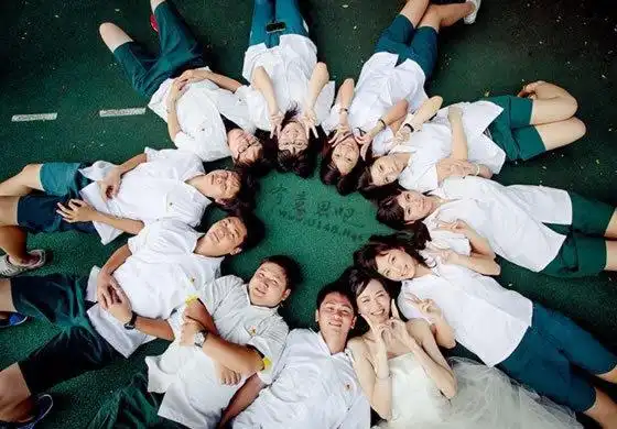 创意团体照姿势大全(图)