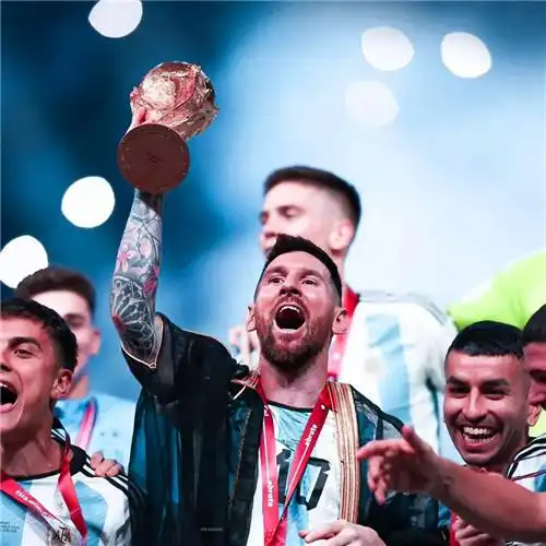 梅西头像高清图片120张 帅气梅西适合做头像的图片_明星头像_头像屋