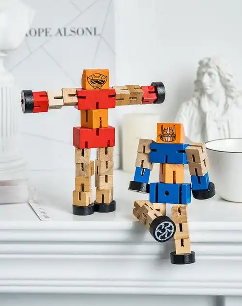 木质变形机器人创意摆件